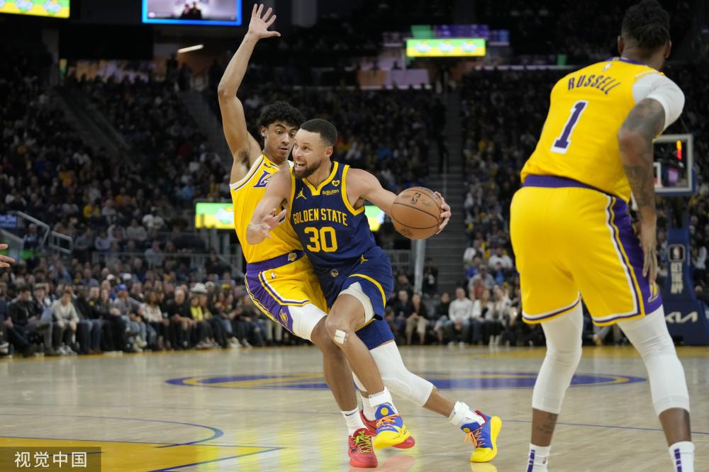 篮下卡位抢 篮下卡位抢