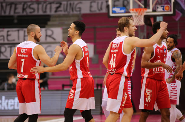 P居然出现 P居然出现